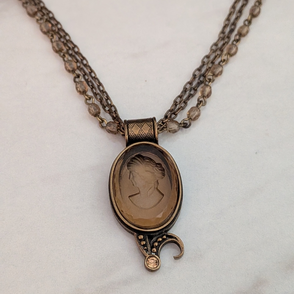 Extasia Cameo Pendant Necklace